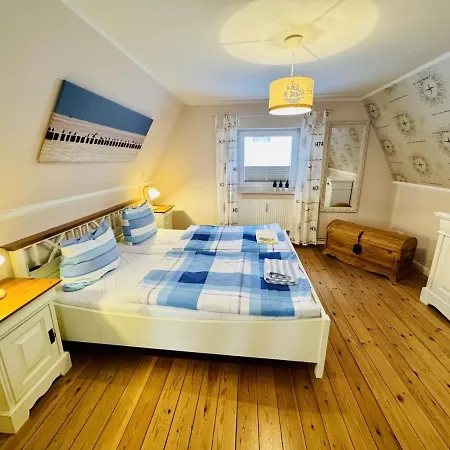 Apartment Moewennest, Direkt Am Alten Strom Rostock